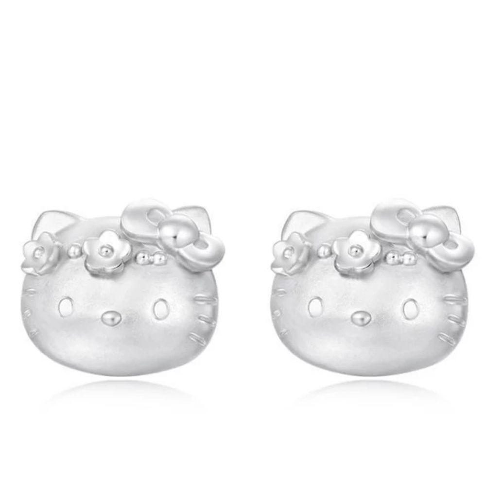 Hello Kitty Ssp Earrings